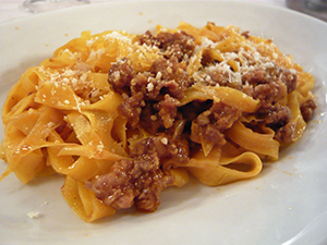 tagliatelle al ragu bolognese